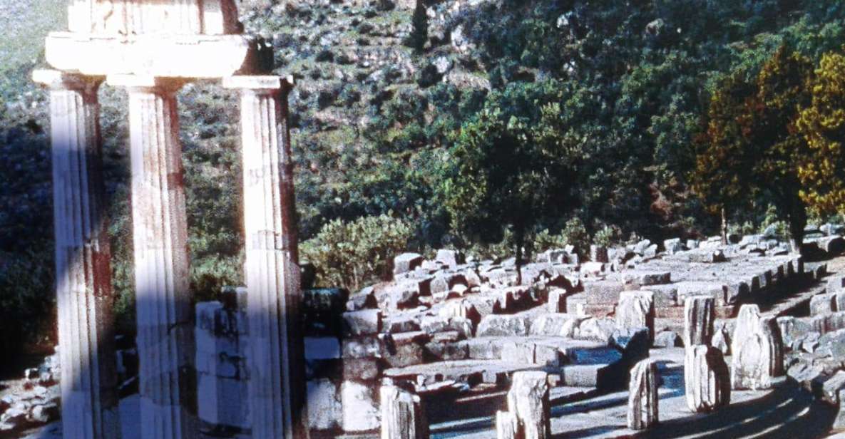 Delphi Private Tour With Tickets&Lunch - Vehicle Information