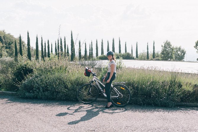 E-Bike Tour in Tuscany With Wine Tasting - Pricing and Inclusions