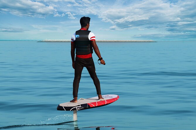 EFoil and Hydrofoil Surfboard Activity in Dubai - Training and Lessons for EFoil and Hydrofoil Surfing