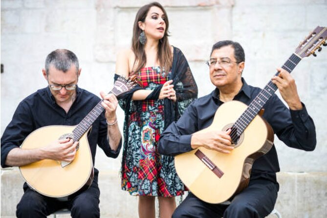 Fado Half Day Guided Tour With Dinner and Live Show in Lisbon - Common questions