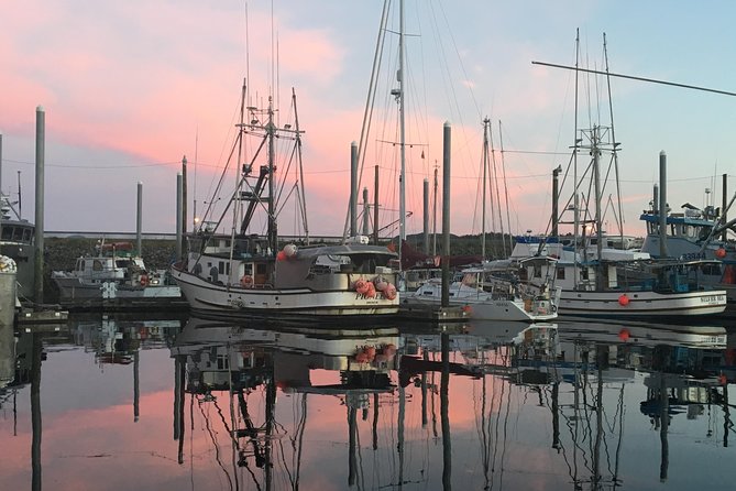 Fish Tales & Ales - 90 Minute Historical Walking Tour of Fishing Fleet and Bars - Age Requirement and ID