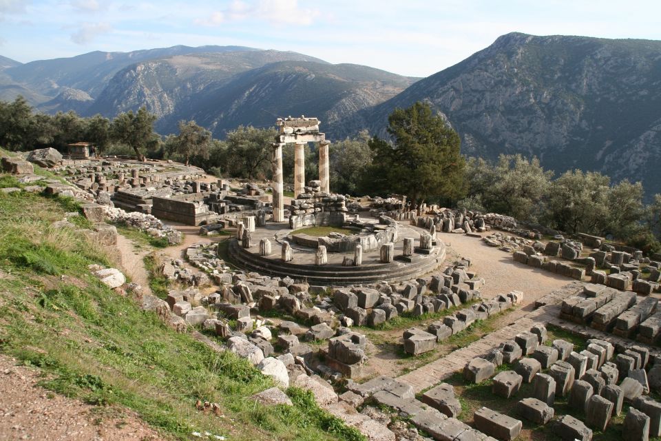 From Athens: Delphi Full Day V.R. Audio Guided Tour - Additional Details and Amenities