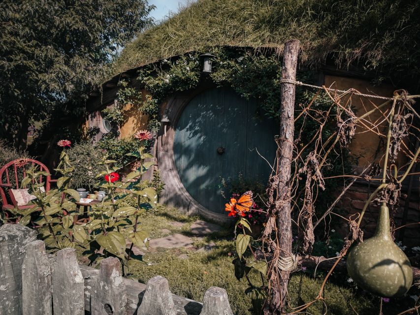 From Auckland: Hobbiton Afternoon Tour - Waikato Region Exploration