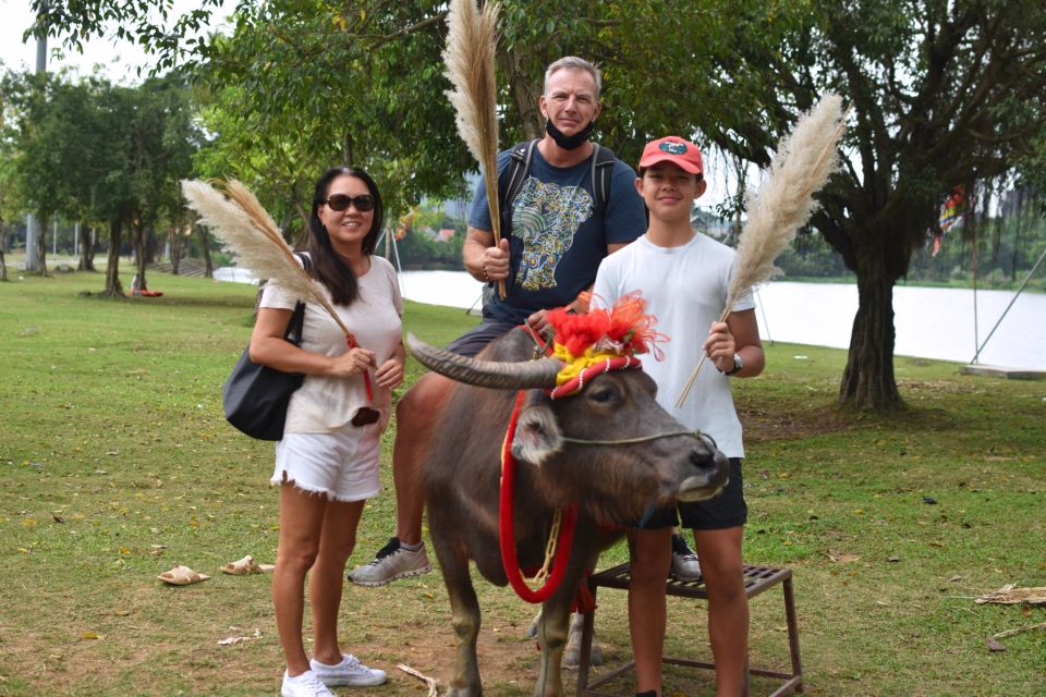 From Hanoi: Ninh Binh, Trang An, Hoa Lu, and Mua Cave Trip - Visit to Hoa Lu Ancient Capital