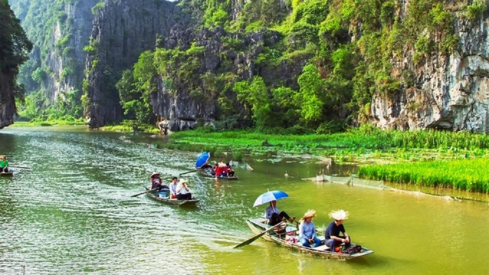 From Hanoi: Tam Coc-Hoa Lu & Mua Caves Full-Day Private Trip - Background