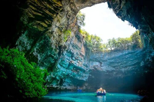 From Hue: One Day Explore Paradise Cave - Directions and Recommendations