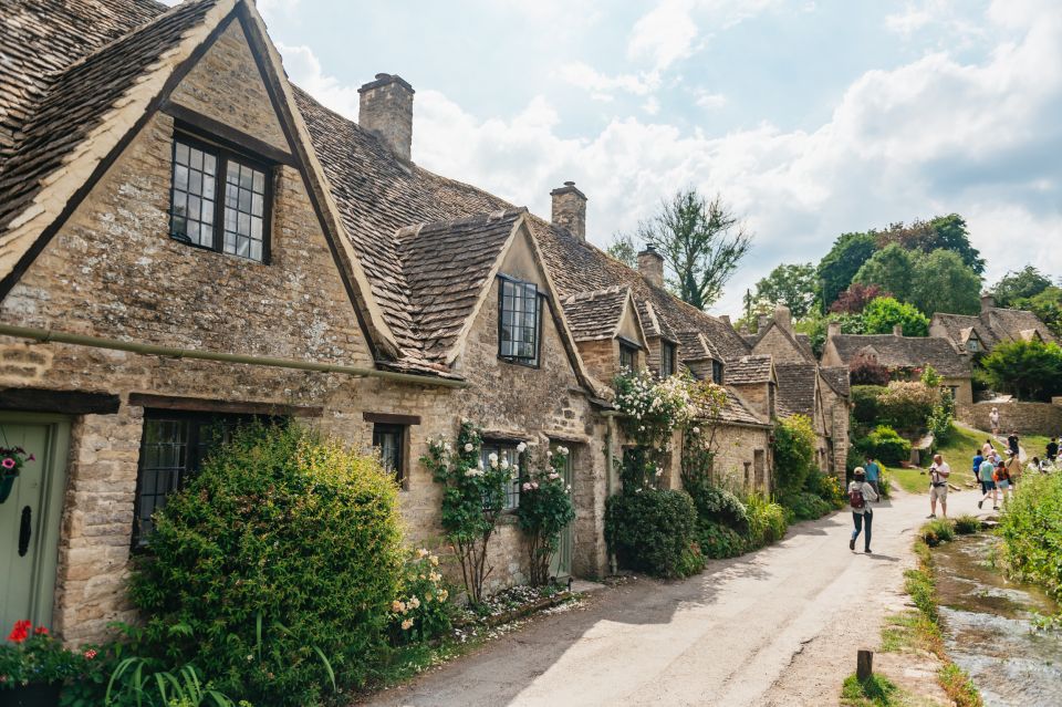 From London: Small Group Cotswolds Villages Tour - Meeting Point Details