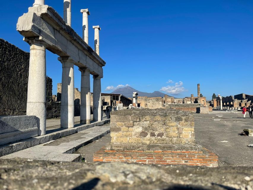 From Rome: Vesuvius and Pompeii Guided Day Tour and Lunch - Directions