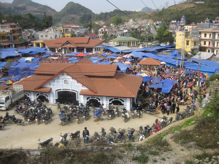 From Sapa: Ethnic Colorful Market On Sun Day - Bac Ha - Common questions