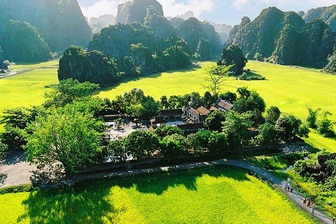 Full Day Hoa Lu and Tam Coc DELUXE Tour Including BUFFET Lunch - Booking Information
