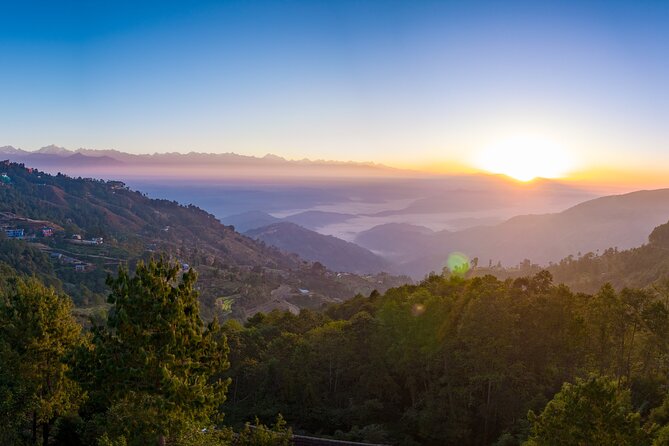 Full-Day Private Nagarkot Sunrise Tour With Day Hike