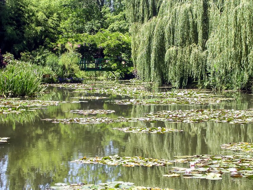 Giverny: Monets House and Gardens Guided Tour - Booking Information