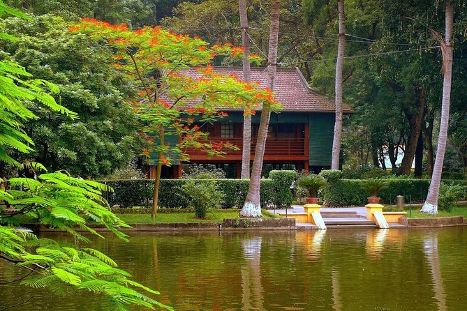 6 hanoi city 1 day tour pagoda mausoleum temple of literature hoan kiem Hanoi City 1 Day Tour (Pagoda - Mausoleum - Temple of Literature - Hoan Kiem)