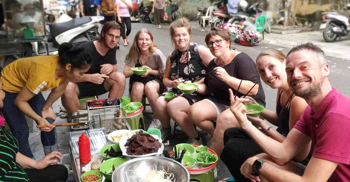 Hanoi: Street Food Tour & Visit Train Street - Small Group - Experience Street Foods in the Old Quarter