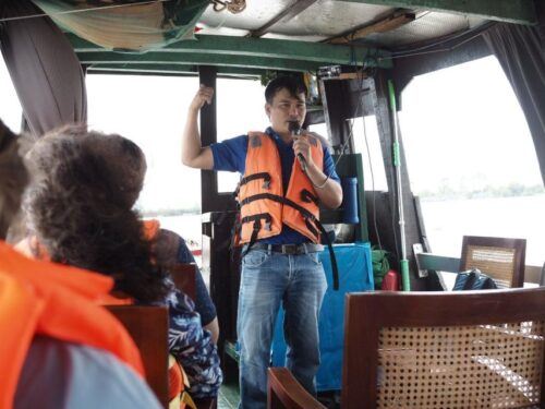 HCM: Full Day to Explore Mekong Delta in Deluxe Small Group - Common questions