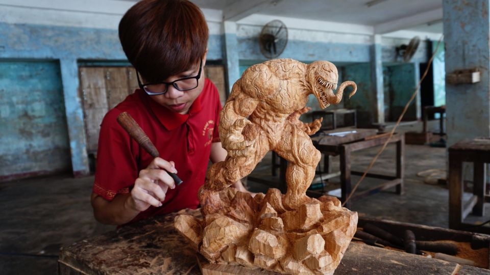 Hoi An: 3-Hour Wood Carving Class With Local Artist - Additional Information