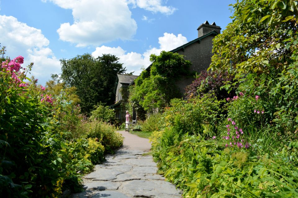 Lake District: Beatrix Potter Half-Day Tour - Scenic Stops