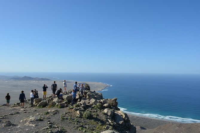 Lanzarote Minibus Tour: A Different Route - Common questions