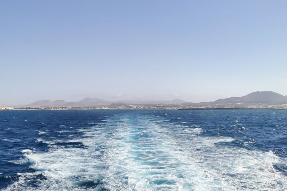 Lanzarote: Return or 1-Way Ferry Ticket to Fuerteventura - Transportation Information and Tips