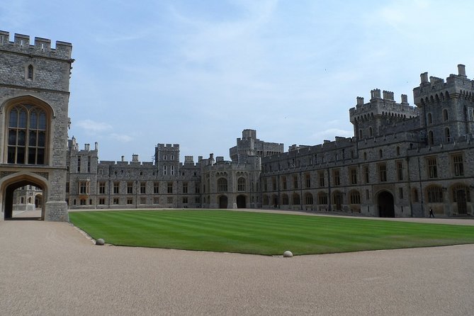 Layover Windsor Private Tour From LHR Including Passes - Support and Assistance