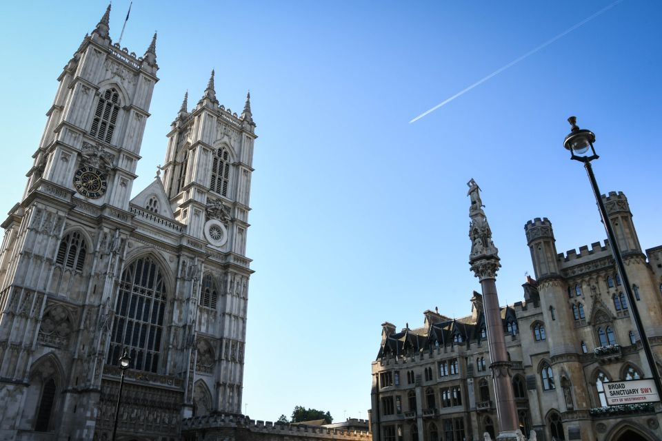 London: Westminster Abbey & Churchill War Rooms Walking Tour - Directions
