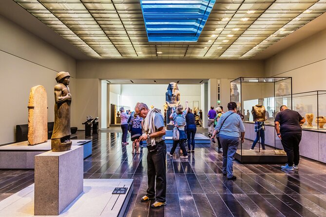 Louvre Museum With Sharing Transfers - Traveler Limit and Operator