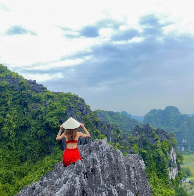 Luxury Private Tour: Ninh Binh 1day: Hoa Lu-Tam Coc-Mua Cave - Return to Hanoi