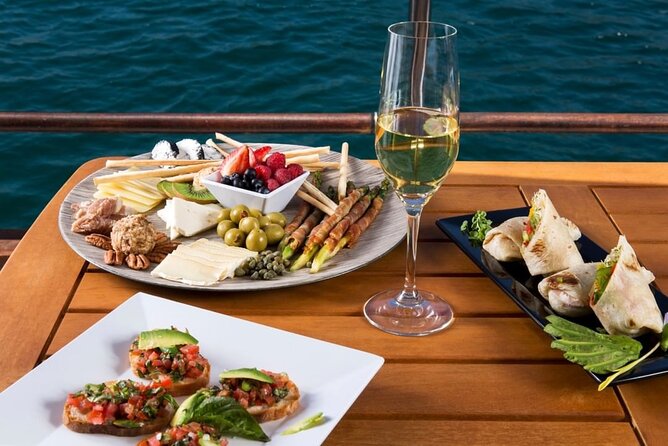Luxury Sunset Sailboat, Gourmet Dinner and Premium Open Bar - Last Words