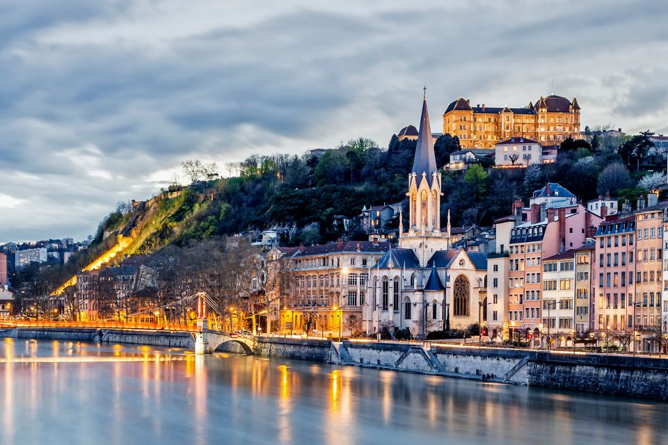 Lyon Highlights Self-Guided Scavenger Hunt and Walking Tour - Common questions