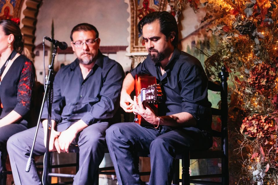 Madrid: Live Flamenco Show With Food and Drinks Options - Venue Inspiration