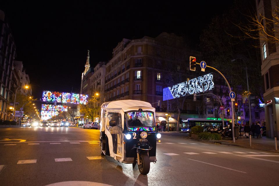 Madrid: Private Christmas Lights Tour by Eco Tuk Tuk - Common questions
