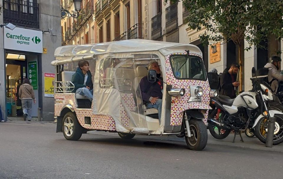 Madrid: Tuk Tuk Tour - the Historic Center in One Hour - Common questions