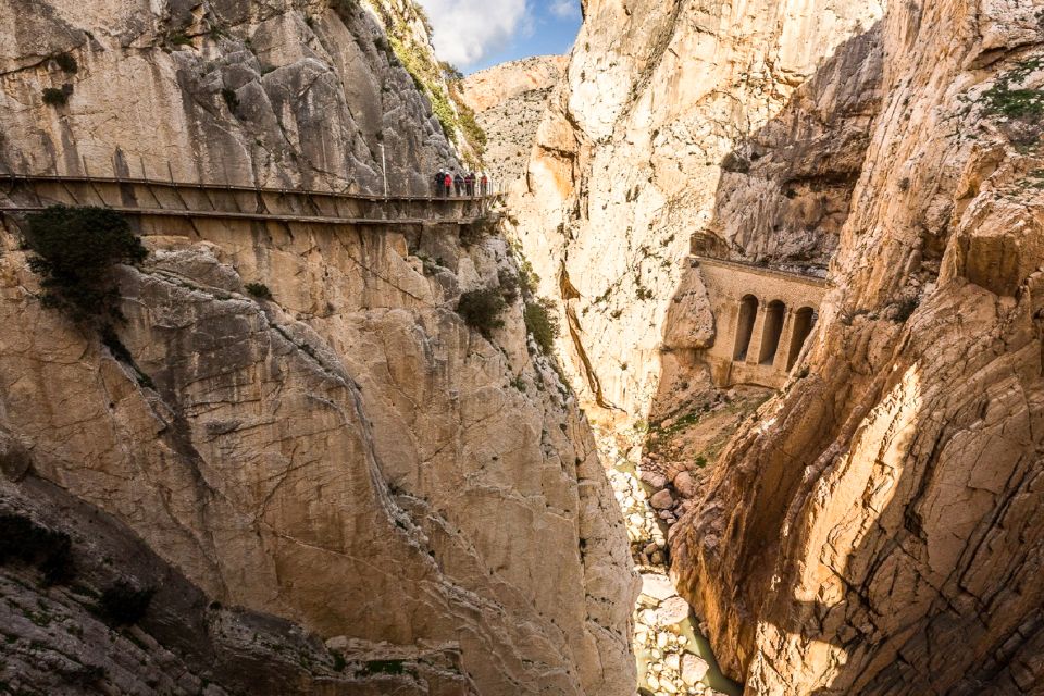 Malaga: Caminito Del Rey Path Day Trip With Guide - Directions