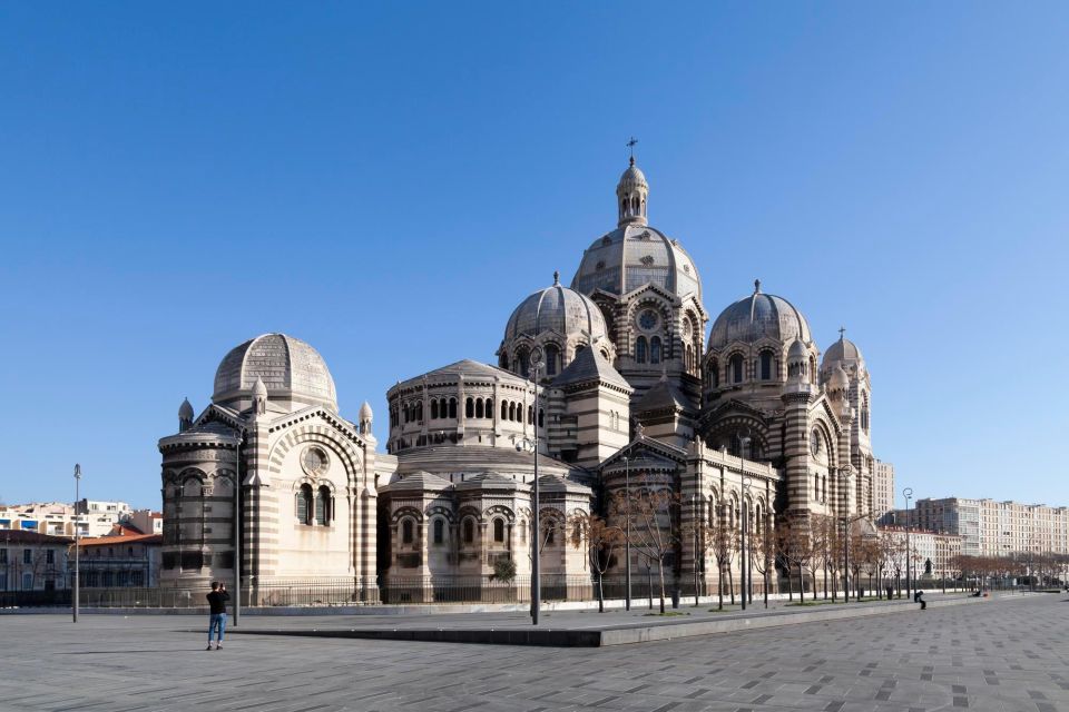 Marseille: Private Architecture Tour With a Local Expert - Live Tour Guides