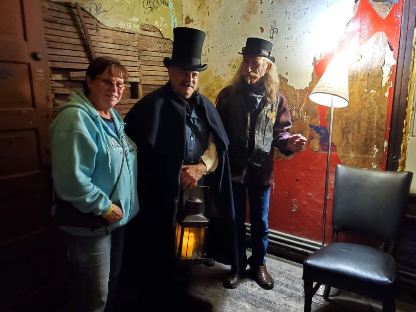 Memphis: Drinking Spirits With Spirits Haunted Pub Crawl - Pub Scene Navigation and End Location