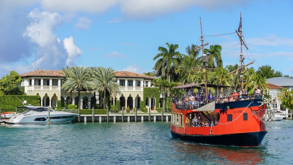 Miami: Pirate Adventure Sightseeing Cruise - Wildlife Spotting