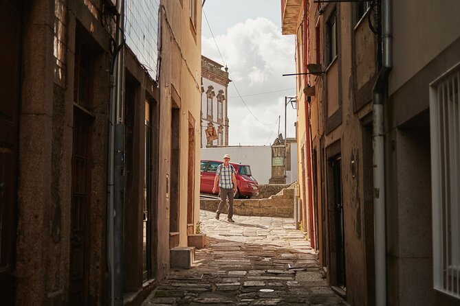 Mobile Photography Through Porto Hidden Streets - Pricing Details and Booking Information