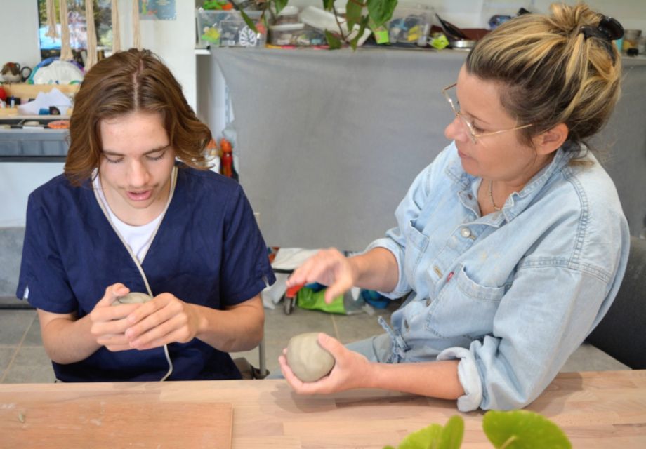 Montpellier: Gourmet Day With Ceramic Workshop - Common questions