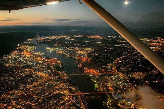 Multnomah Falls & Downtown Portland Air Tour - Weather Considerations