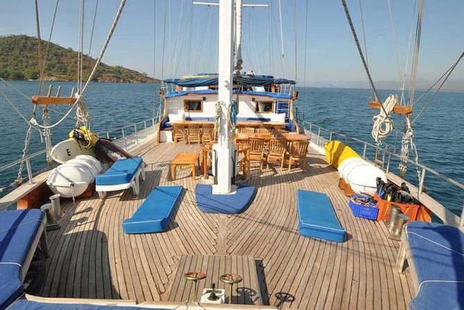 Mykonos Party & Relaxation Yacht Cabin Charter From Athens Port - Common questions