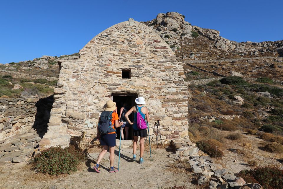 Naxos: Inland Hike Villages - Kouroi Statues, Apano Kastro - Trekking Route and Landmarks