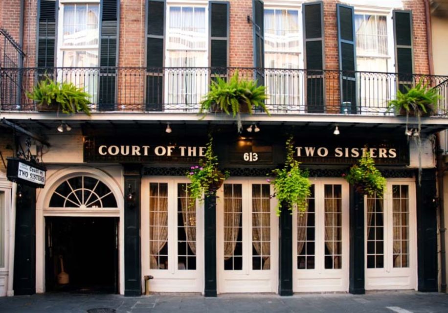 New Orleans: 'Court of Two Sisters' Jazz Brunch Buffet - Venue Accessibility