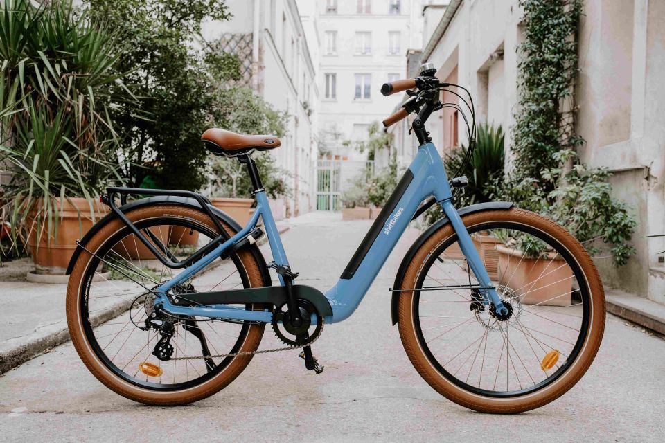 Onebike: Electric Bike Rental in the in the Heart the Paris - Location and Itinerary Customization