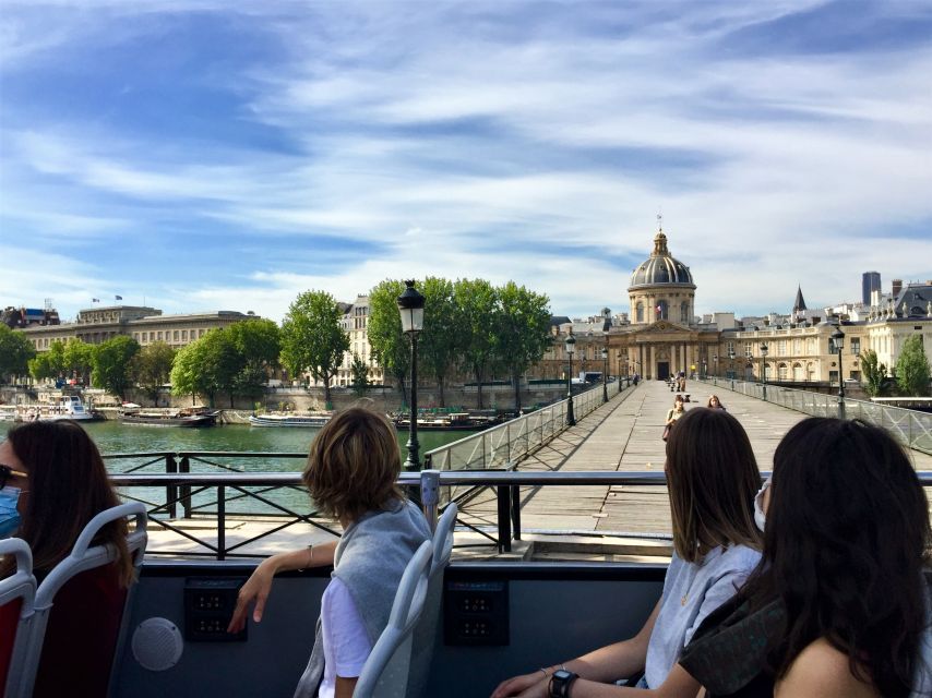 Paris: Discovery Hop-On Hop-Off and Paris by Night Tour - Languages Offered