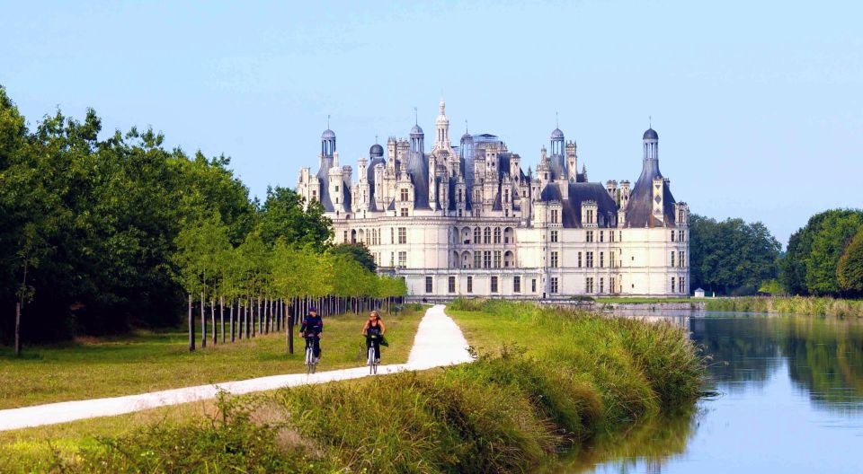 Paris: Loire Valley Chambord Castle, Wine Tasting & Lunch - Visitor Feedback