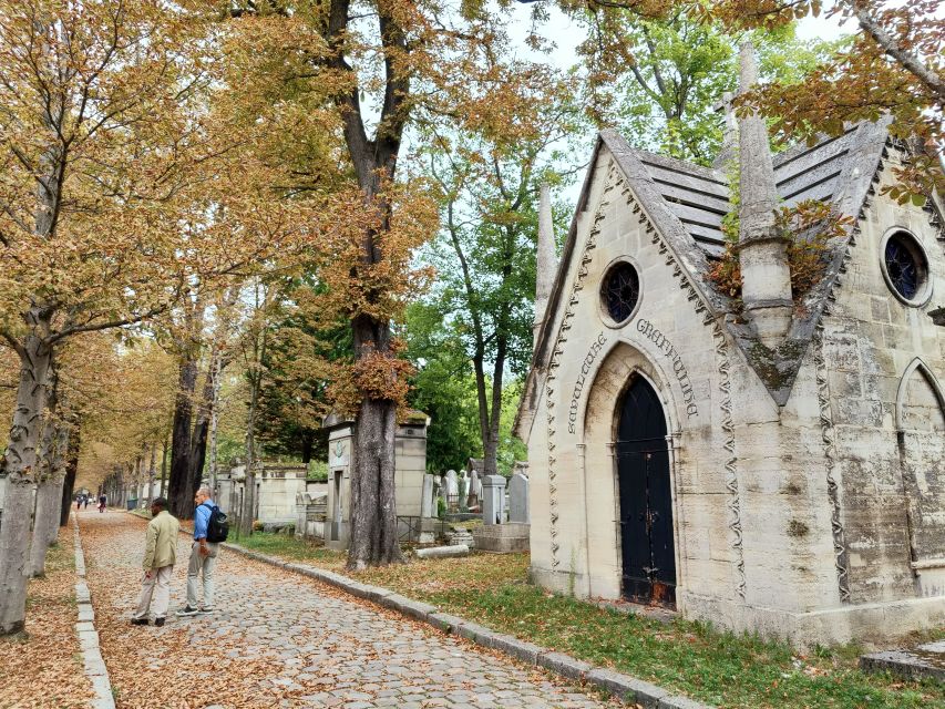 Paris: Père-Lachaise Cemetery Audio Guide on French - Common questions