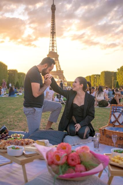 Paris: Picnic Experience in Front of the Eiffel Tower - Last Words