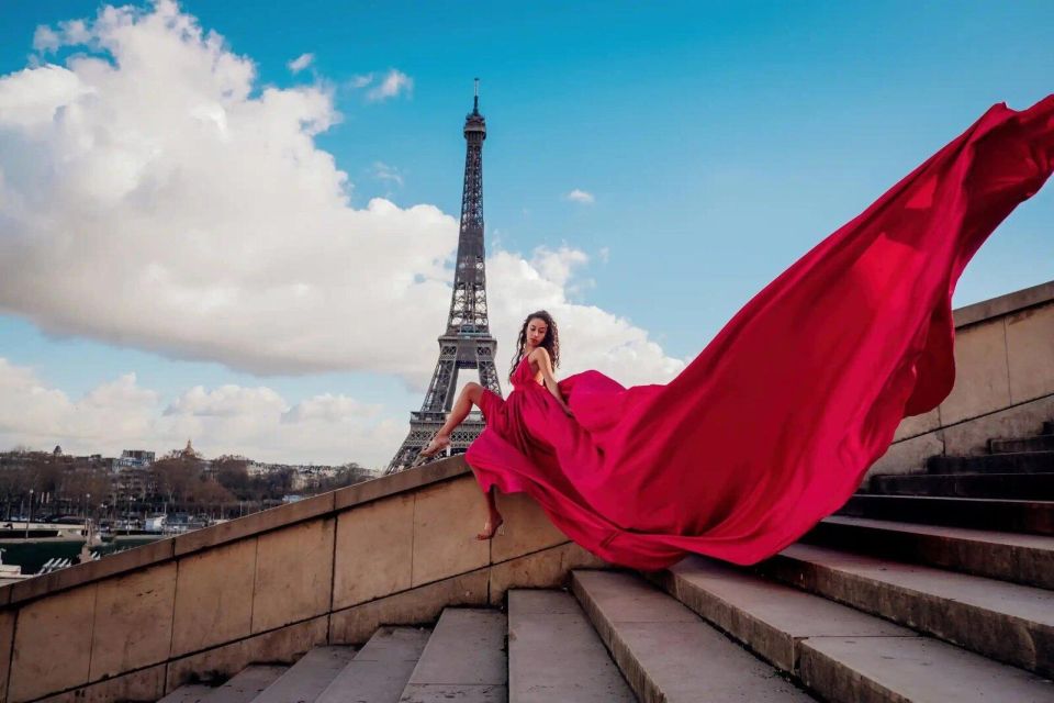 Paris : Private Flying Dress Photoshoot by the Eiffel Tower - Common questions