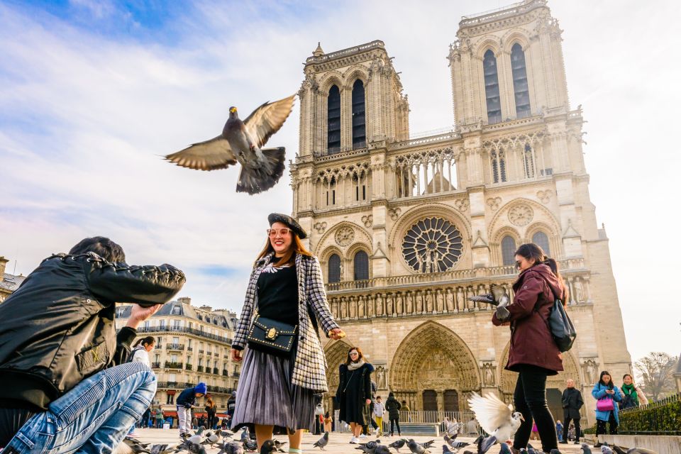 Paris Private Full Day Tour - Tickets to Louvre & Lunch - Common questions