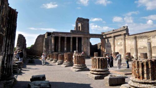 Pompeii VIP 3h Tour: Skip-The-Line With Your Archaeologist - Meeting Point Location